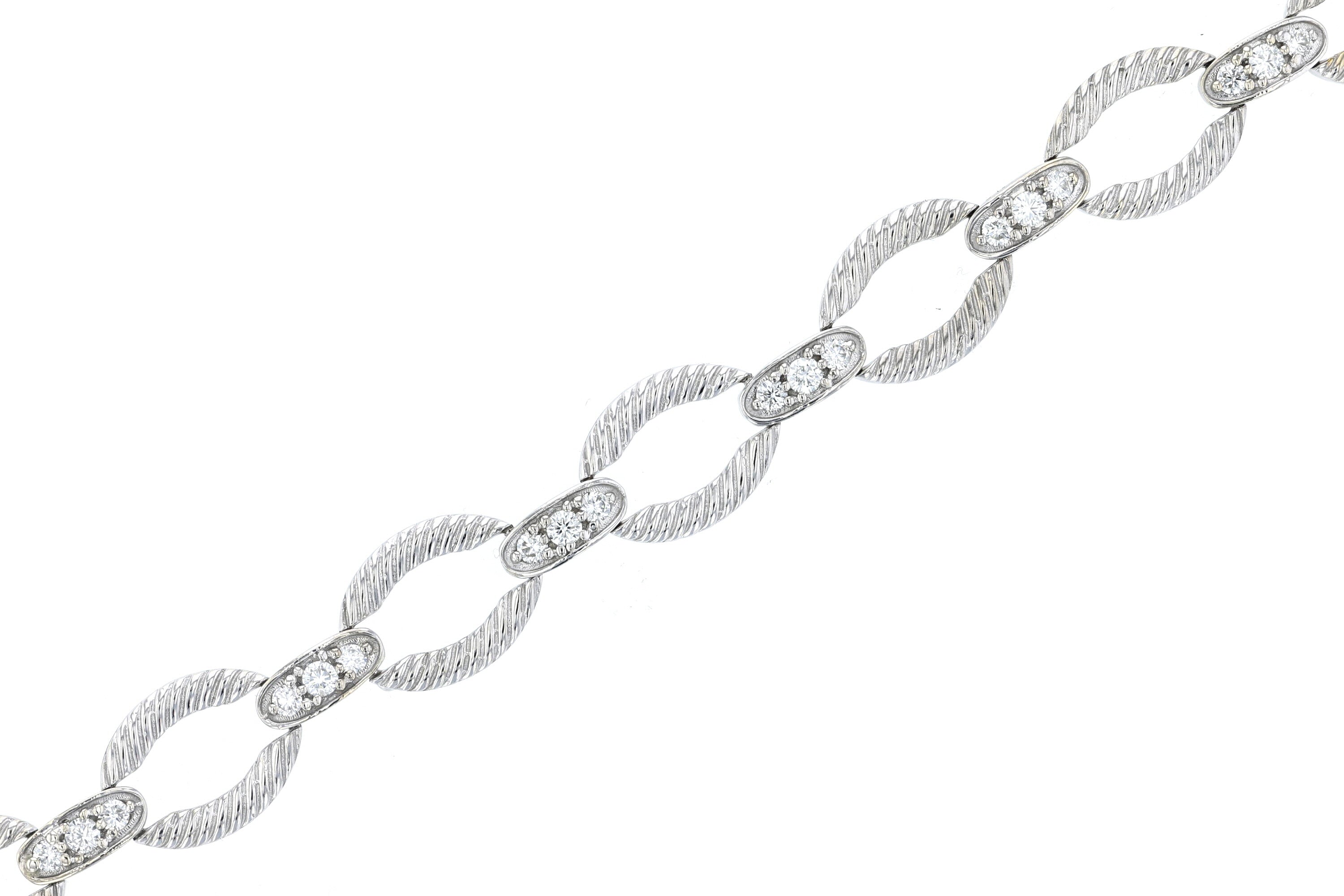 Chain-link Diamond and Gold Bracelet B2892