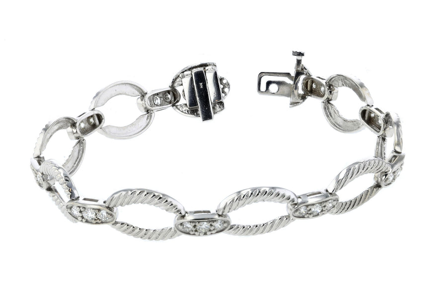 Chain-link Diamond and Gold Bracelet B2892